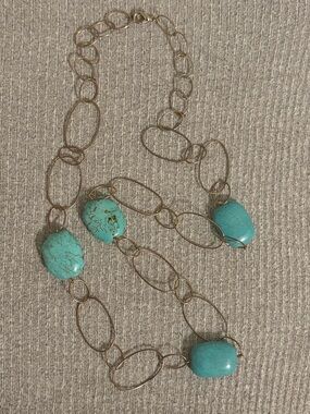 Bohemian theme silver tone turquoise stone necklace